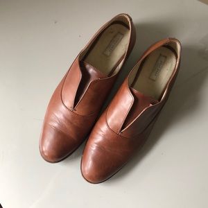 Cole Haan loafer/Oxford Flats